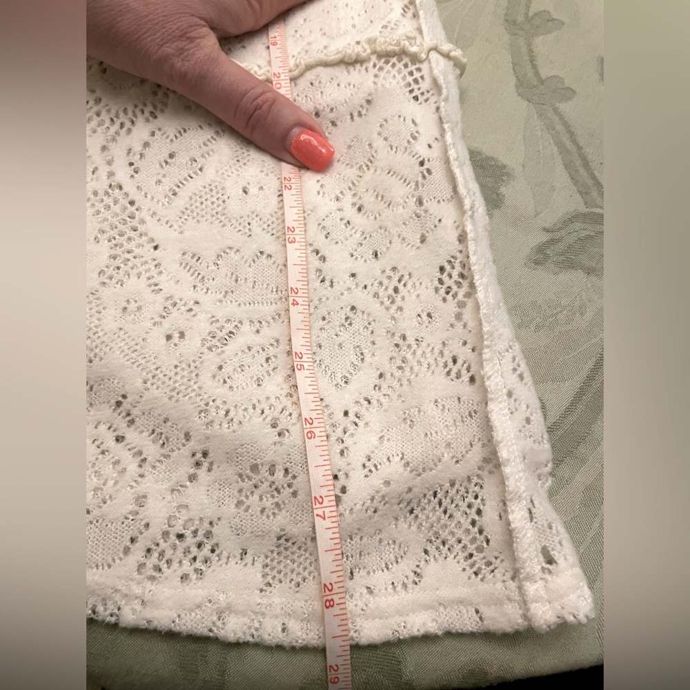 Free People Oversized Crochet Lace Eyelet Sweater Sweatshirt Long Sleeve Top S P - Picture 8 of 16